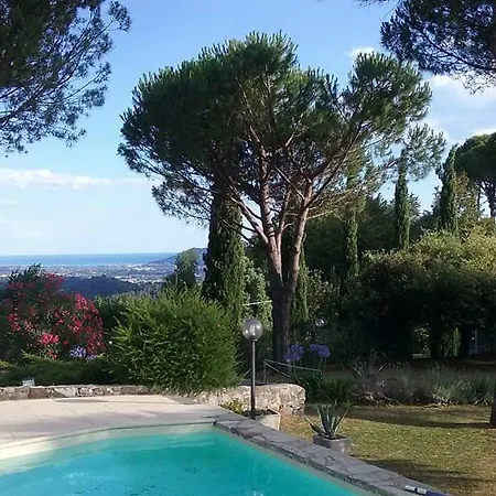 Panzió La Costa *